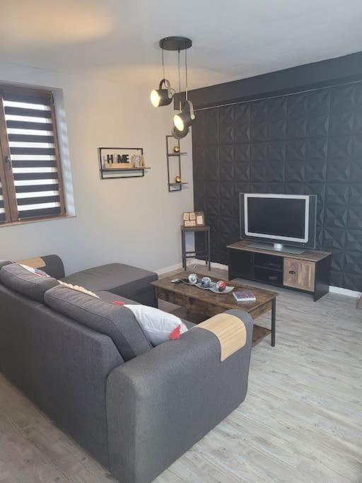 Petite Maison Cosy En Duplex Eguelshardt Exterior foto
